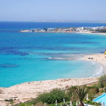 How To Rent Your Own Luxury Holiday In For Less Than Basic 1287 *