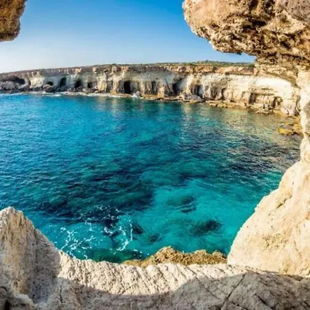 How To Rent Your Own Luxury Holiday In For Less Than Basic 1287 * Protaras