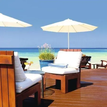 Villa How To Rent Your Own Luxury Holiday In For Less Than Basic 1287